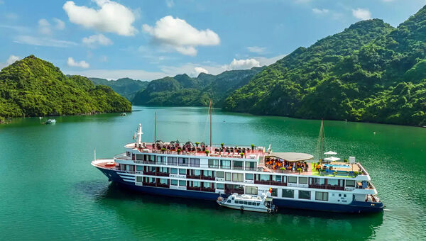 Aqua Of The Seas Cruise Halong